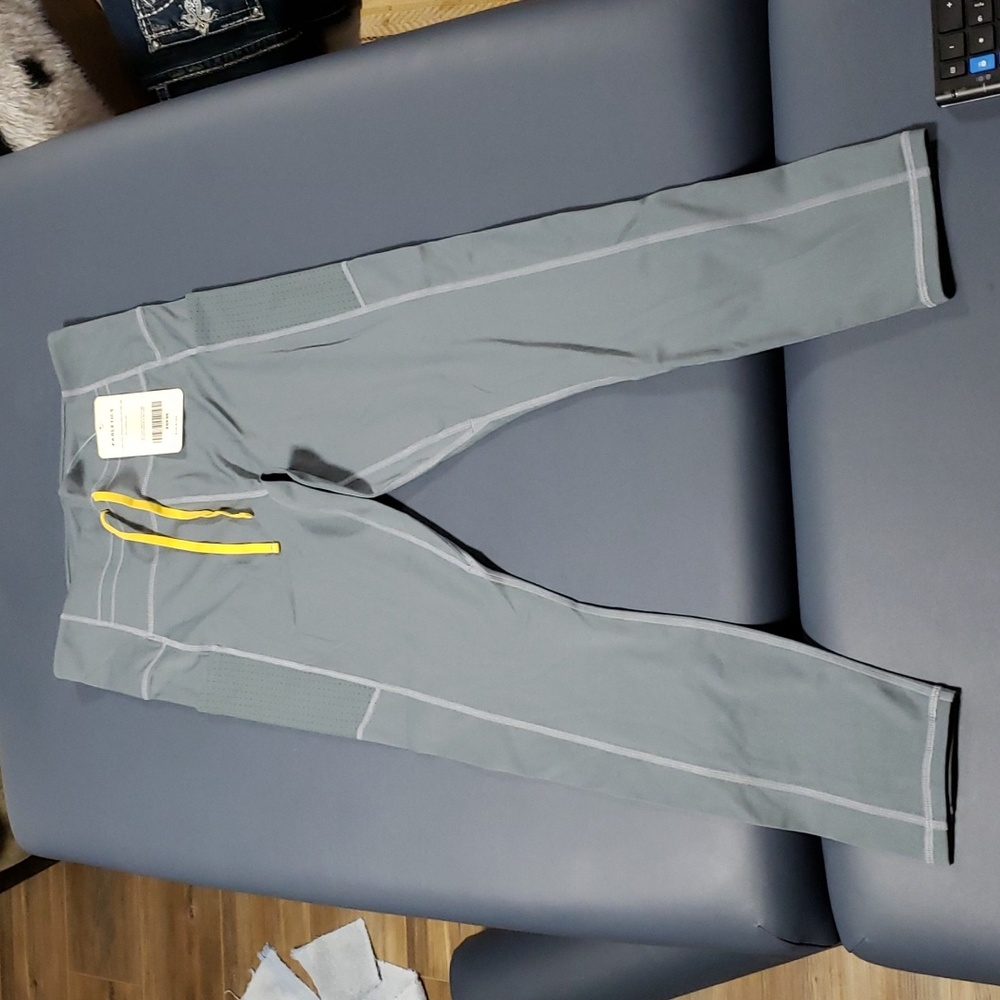Fabletics Lg Gray Leggings
